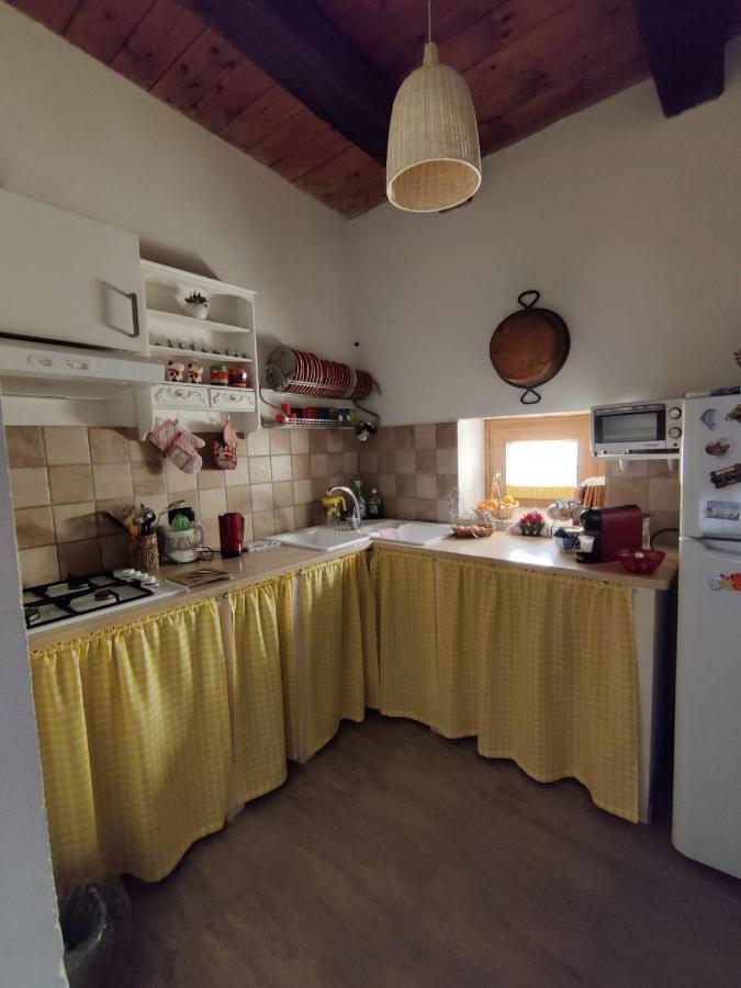 B&B Casale Giovannozzi Асколи Пичено Екстериор снимка