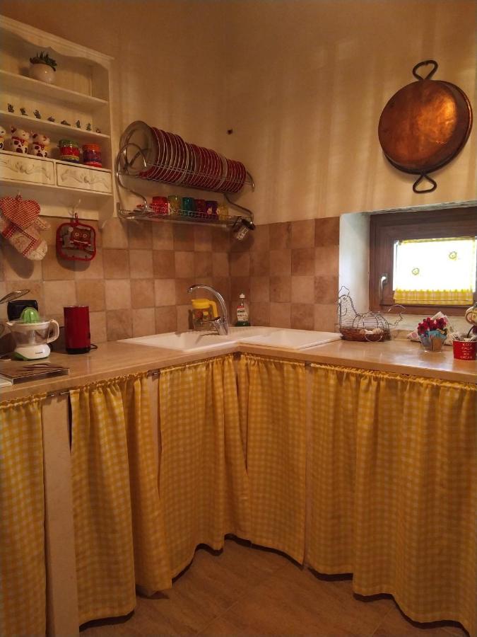 B&B Casale Giovannozzi Асколи Пичено Екстериор снимка