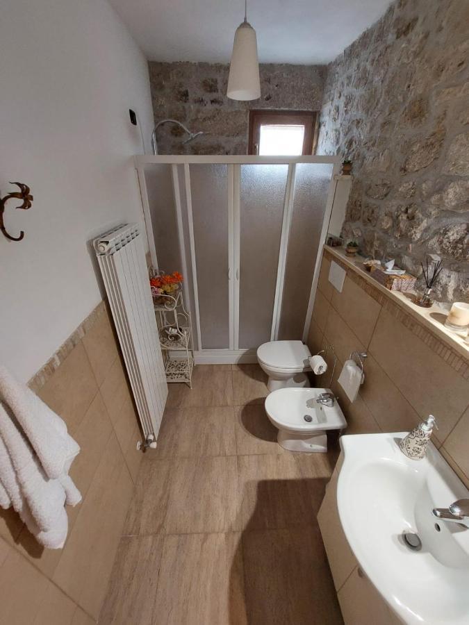 B&B Casale Giovannozzi Асколи Пичено Екстериор снимка