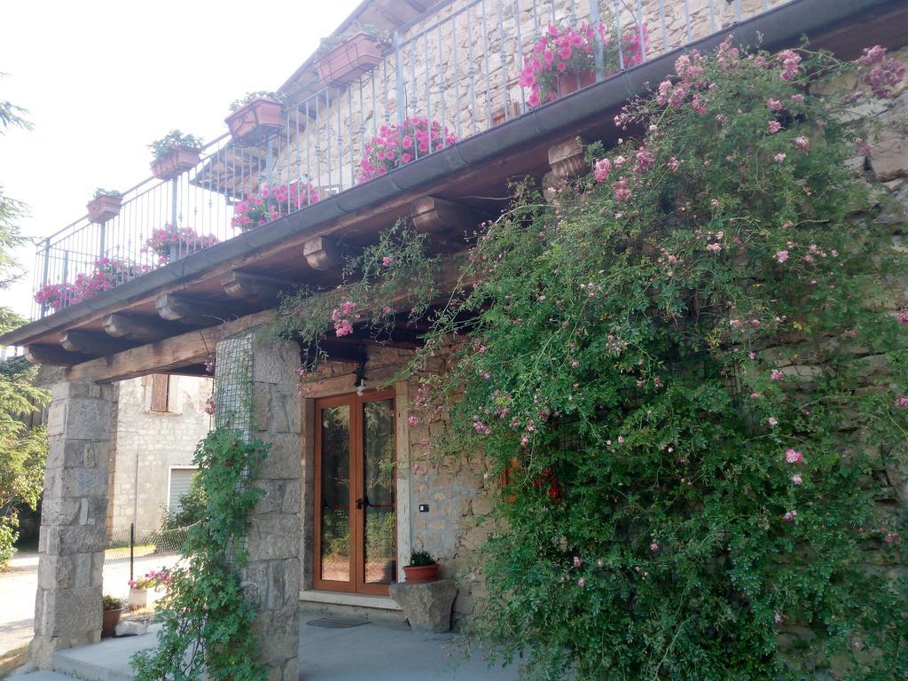 B&B Casale Giovannozzi Асколи Пичено Екстериор снимка